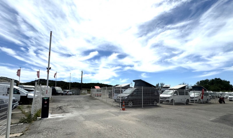 Technicien ABD en intervention sur une barrière levante automatique à Vitrolles – Zone des Estroublans